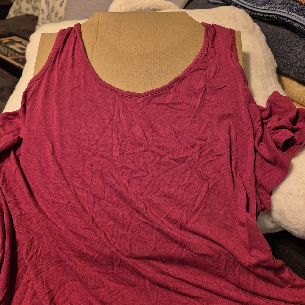 Lane Bryant Fuchsia Cold Shoulder Tank Top